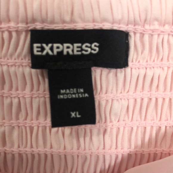 Express women’s Elegant Pink Strapless Ruffle Top Spring summer party chic Fun - Picture 6 of 7